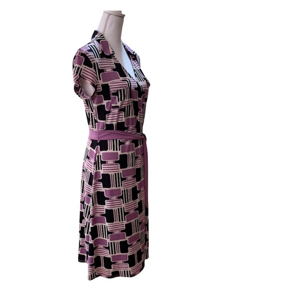 MIDI SHIRT DRESS V NECK CAP SLEEVES STRETCH FABRIC LAVENDER BLACK - Picture 3 of 7